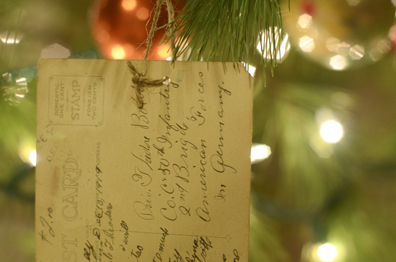 How to use vintage Christmas postcards