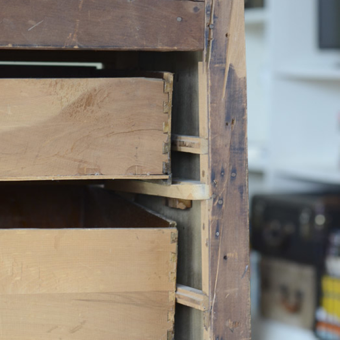 dresser_before_in_pieces